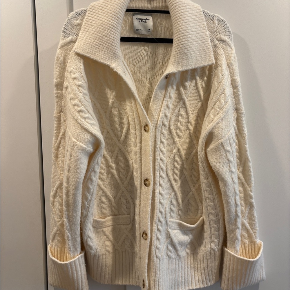 Cream Abercrombie Cable Knit Cardigan Sweater